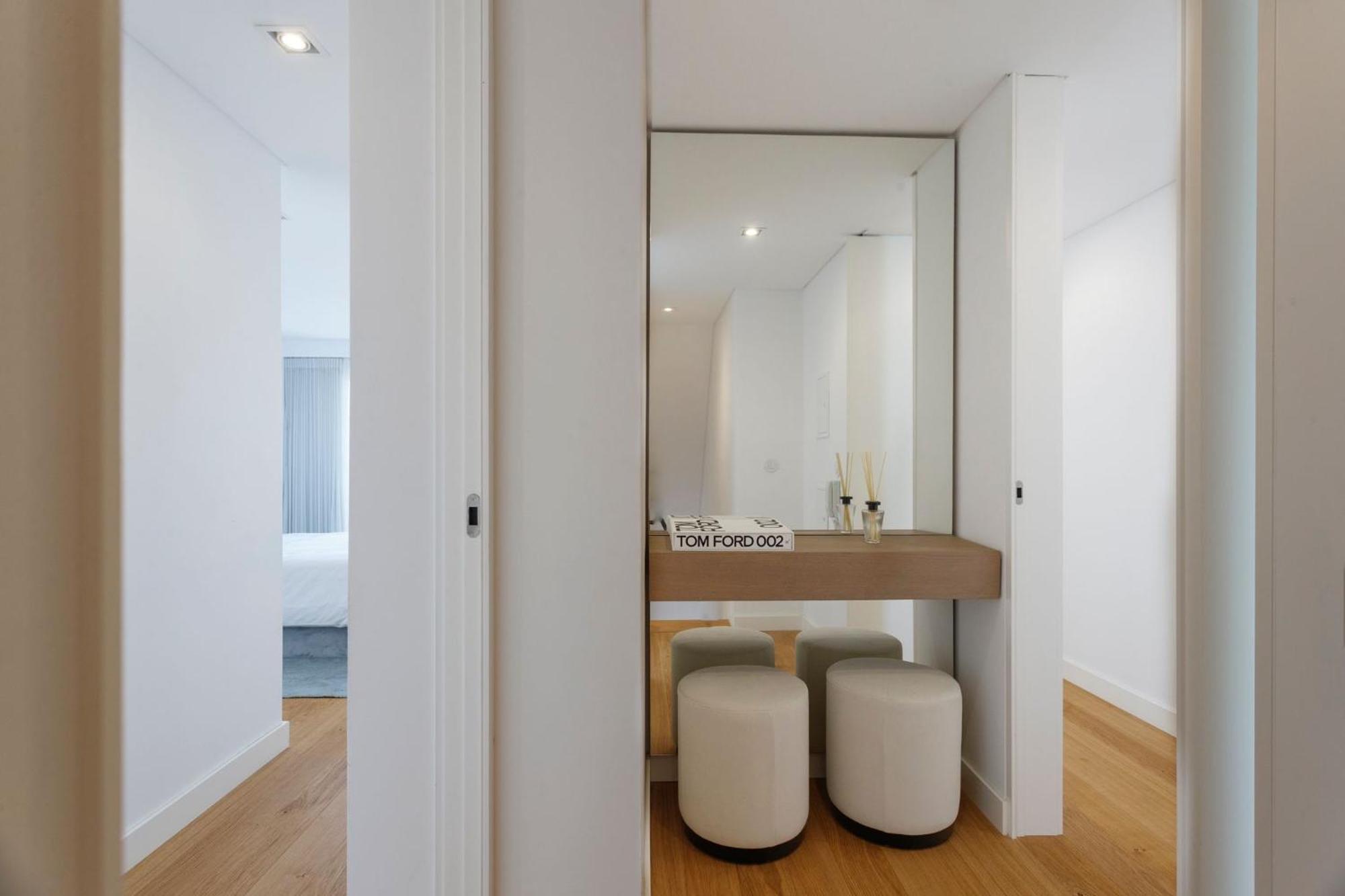 Luxury Suite With Balcony And Shared Accommodation In The Parque Eduardo VII Area 리스본 외부 사진