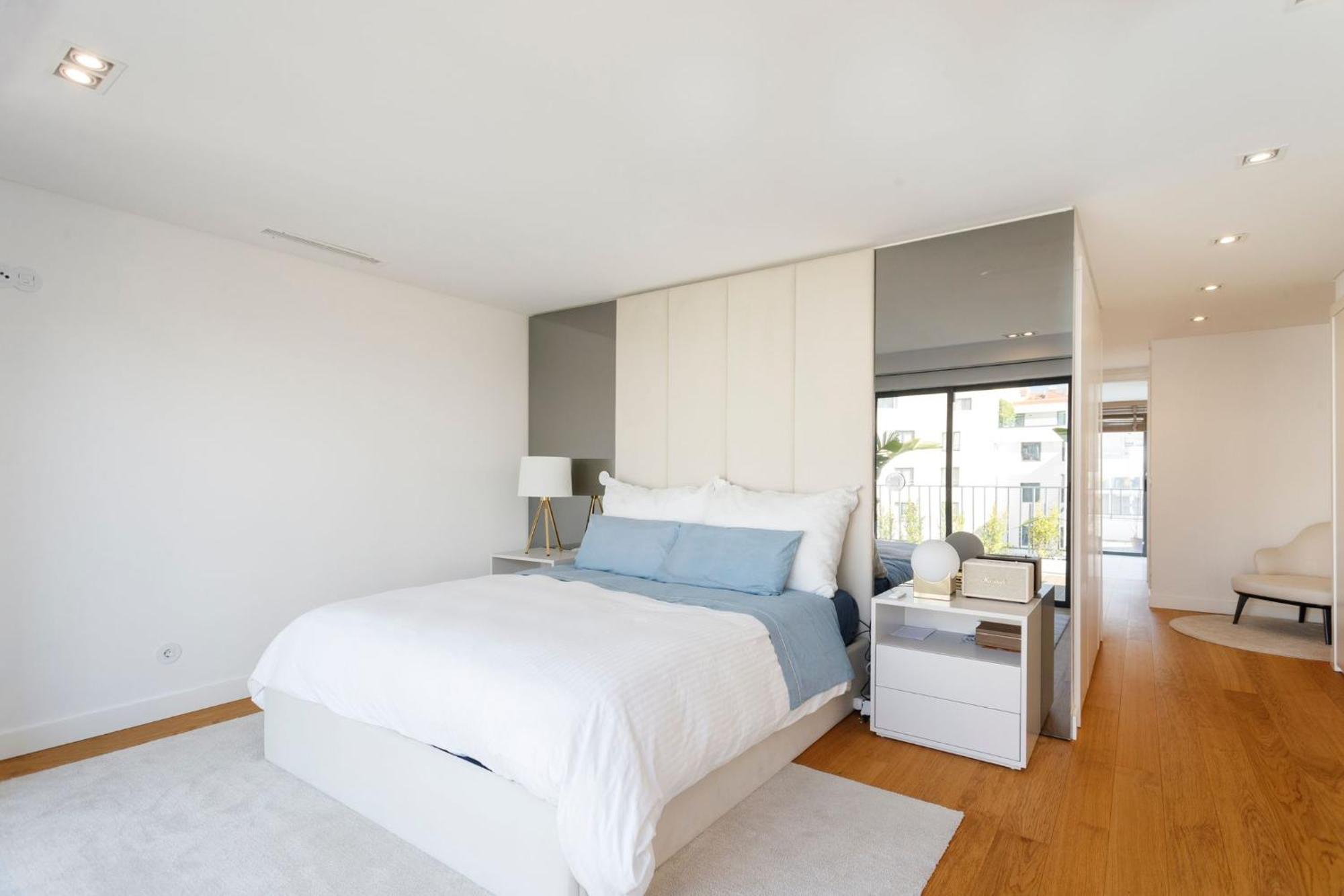 Luxury Suite With Balcony And Shared Accommodation In The Parque Eduardo VII Area 리스본 외부 사진