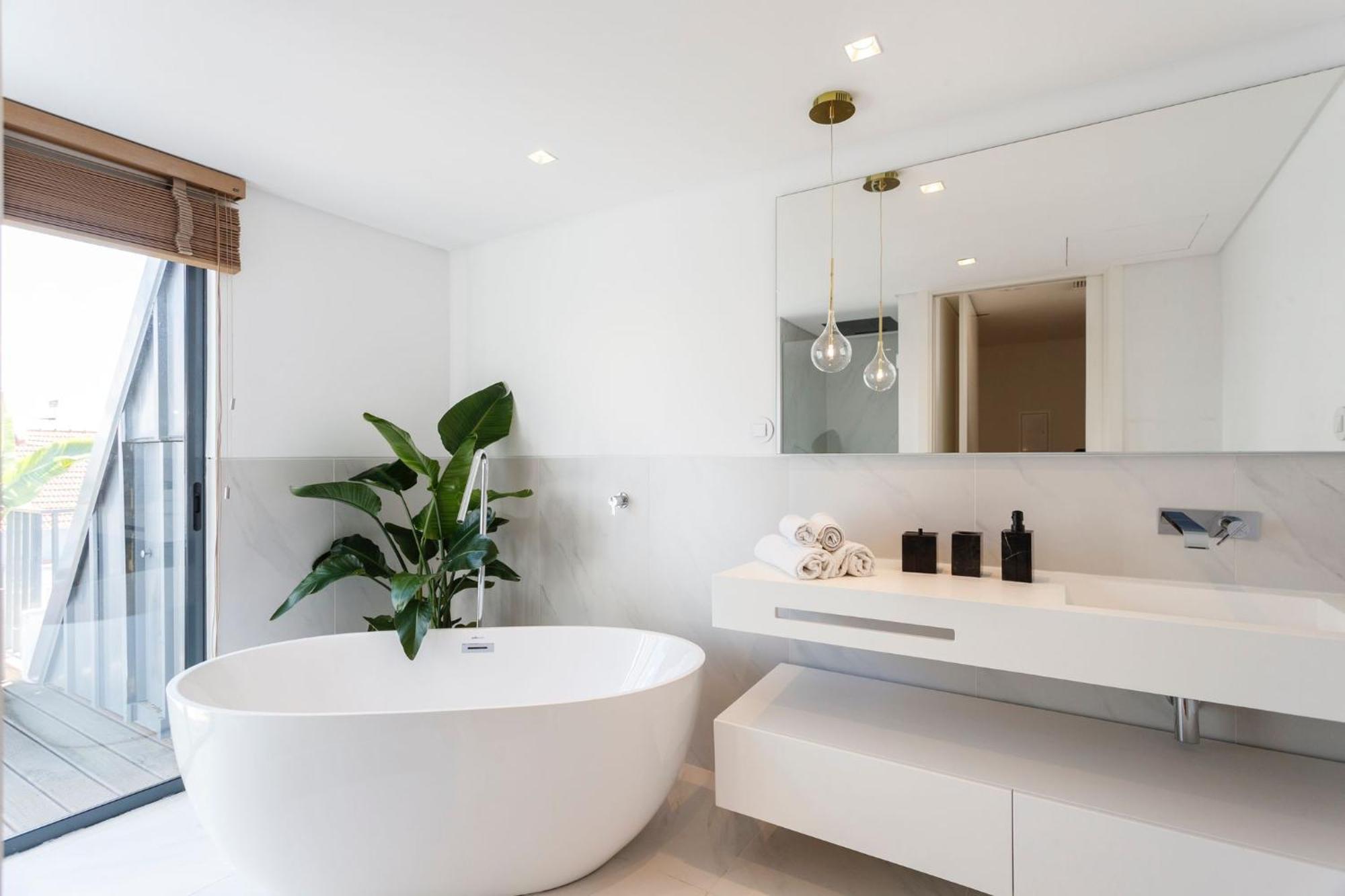 Luxury Suite With Balcony And Shared Accommodation In The Parque Eduardo VII Area 리스본 외부 사진